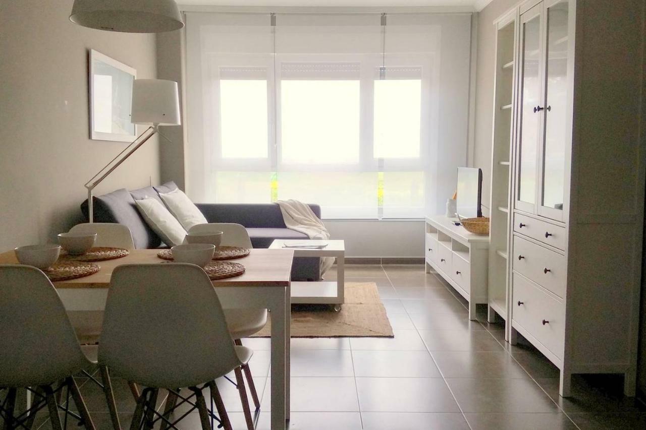 Apartamento Con Piscina En Foz Bagian luar foto